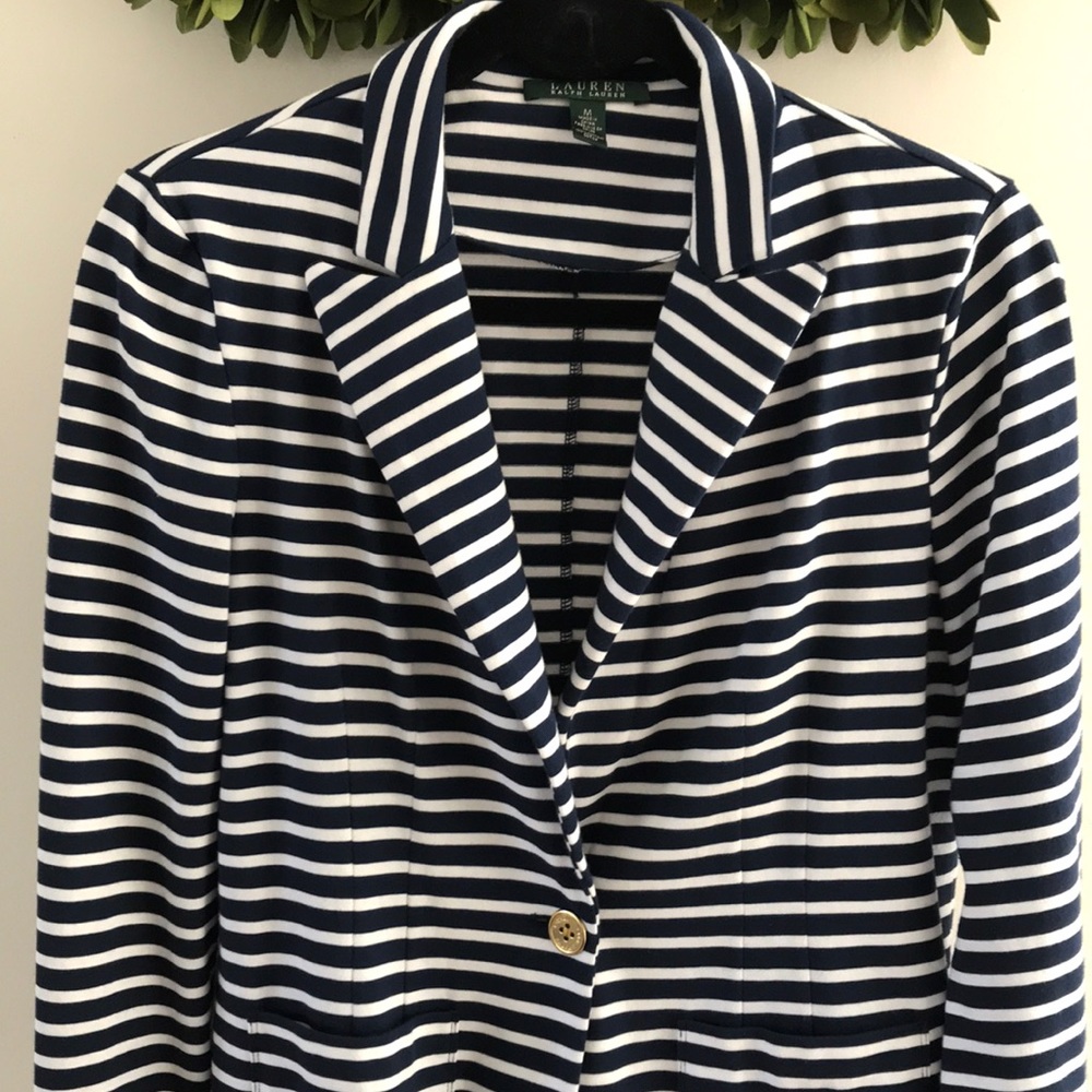Women’s Blazer - Picture 2 of 8